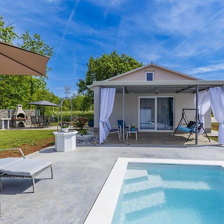 Holiday Home Villa Fenix By Interhome Žminj エクステリア 写真
