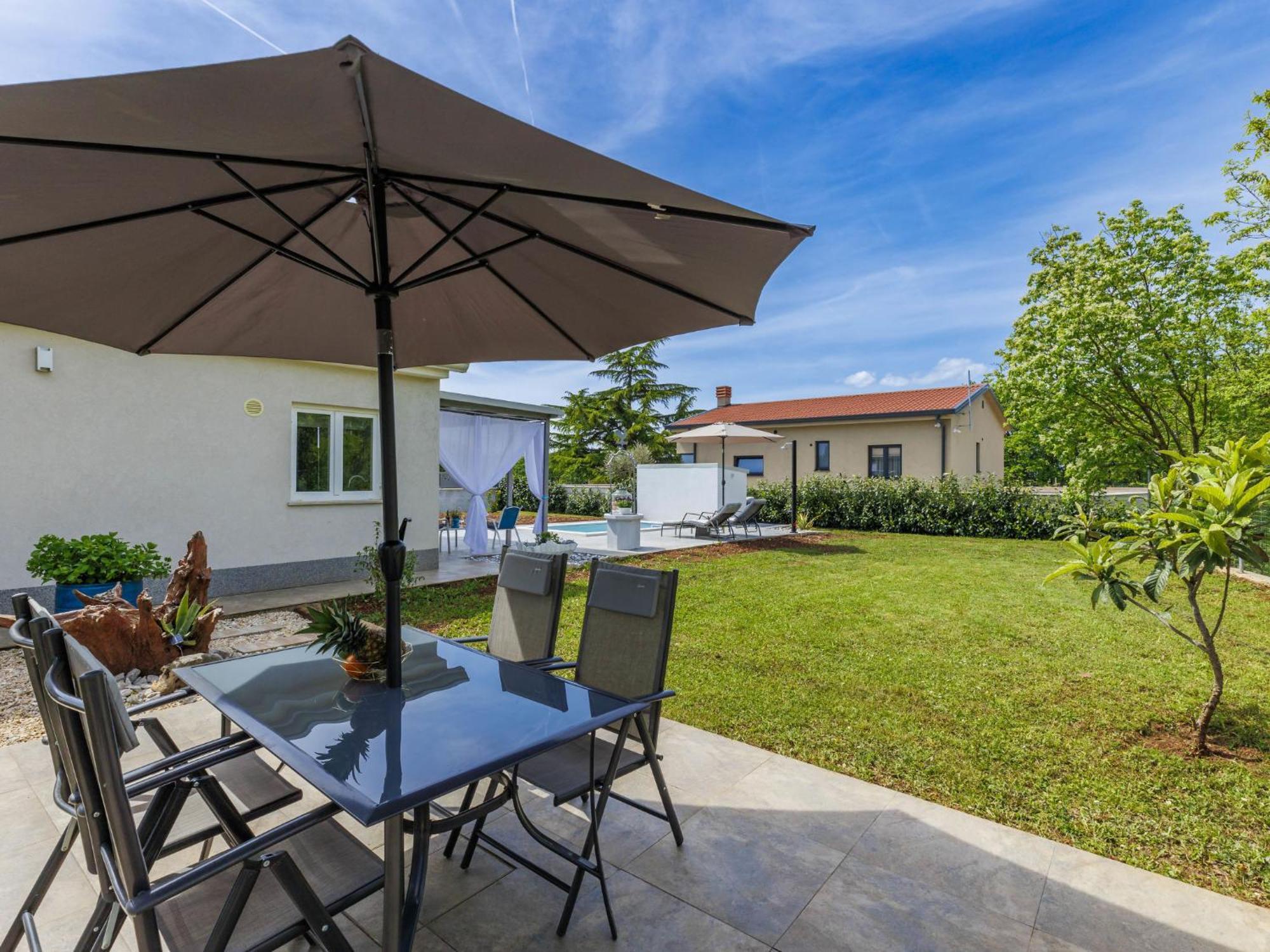 Holiday Home Villa Fenix By Interhome Žminj エクステリア 写真