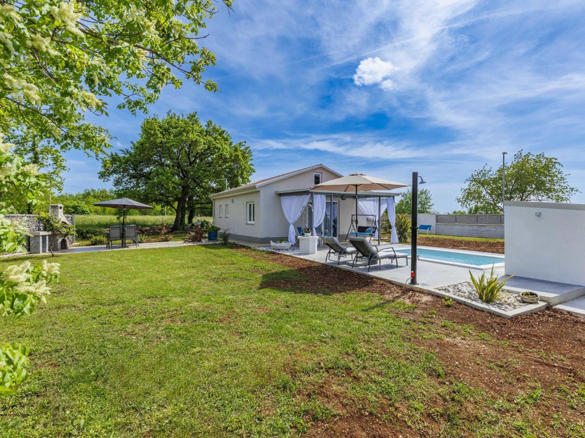 Holiday Home Villa Fenix By Interhome Žminj エクステリア 写真